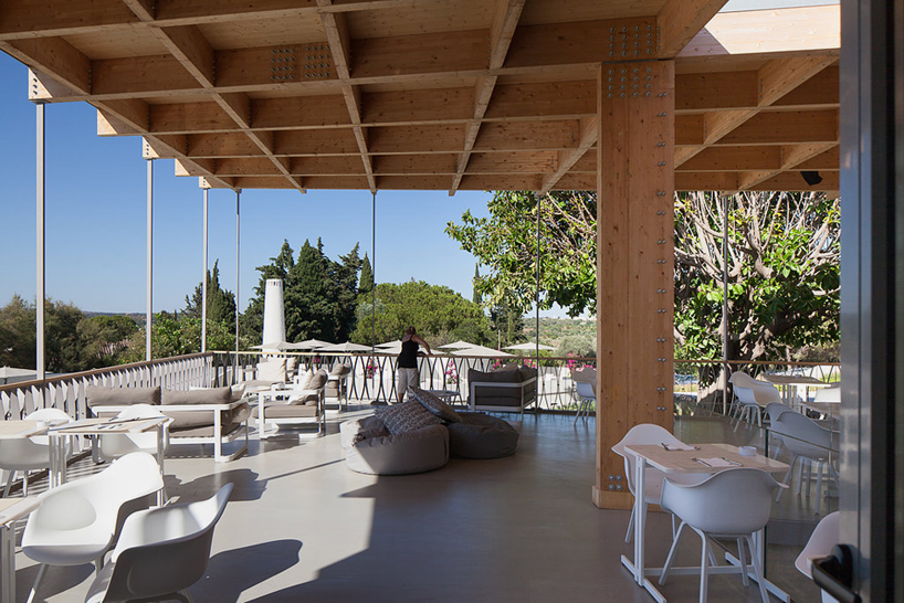 pedro campos costa arquitectos ozadi tavira hotel portugal designboom