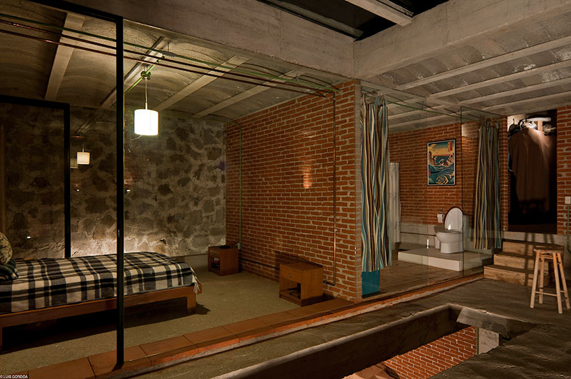 t3arc builds the concrete casa materka around a piano