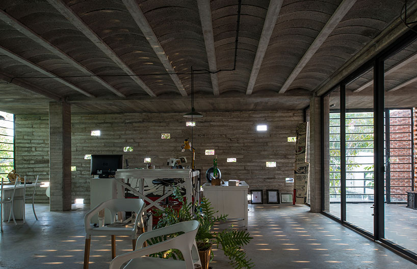 a home becomes modular locales and atelier on ordaz street by t3arc