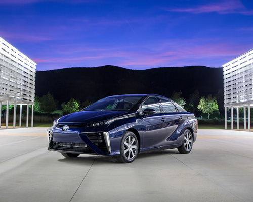 2016 toyota mirai sedan deals hydrogen fuel cell