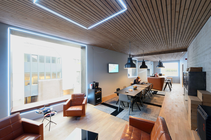 van dongen-koschuch poppodium grenswerk venlo designboom