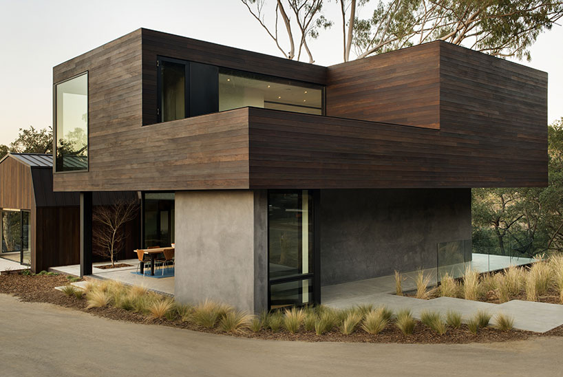 oak pass residence by walker workshop doubles as home and venue