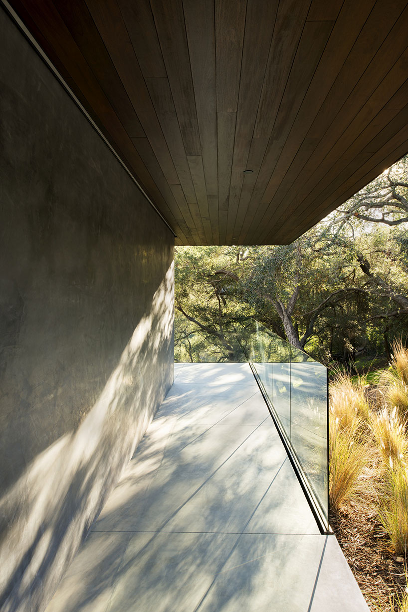 oak pass residence by walker workshop doubles as home and venue