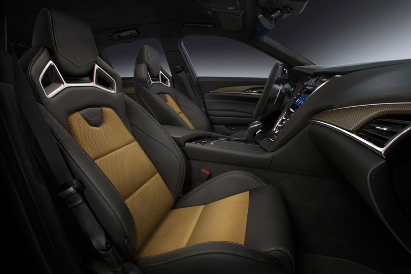 2016-cadillac-CTS-V-Sedan-designboom05