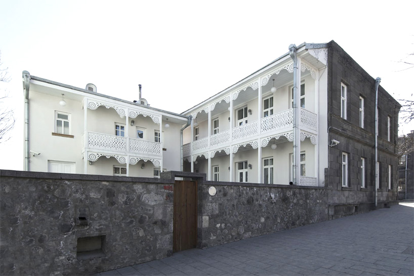 belgin koz transforms 120-year-old residence into boutique hotel