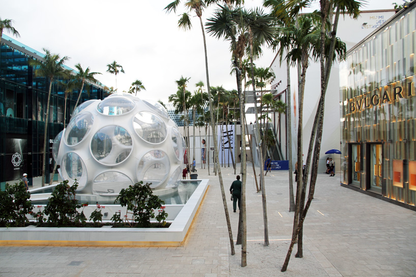 Travel - Walking the Miami Design District and Fly's Eye Dome 