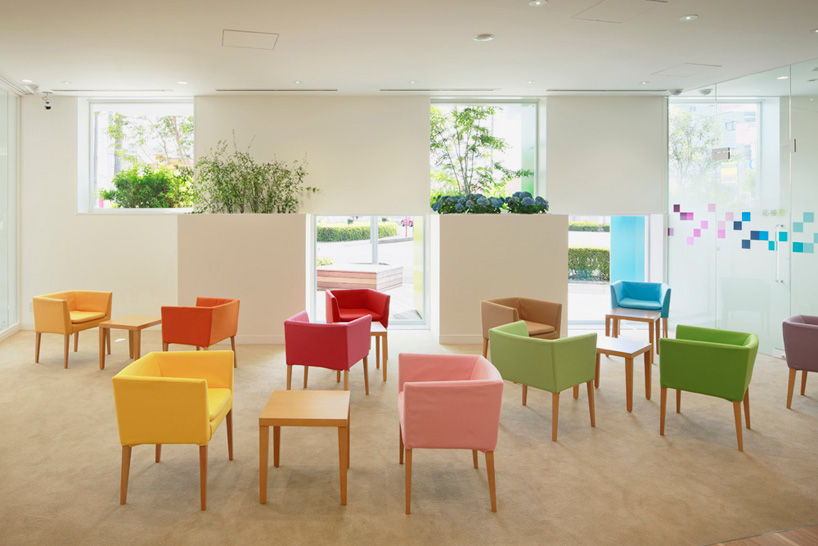 emmanuelle moureaux sugamo shinkin bank nakaaoki branch japan designboom