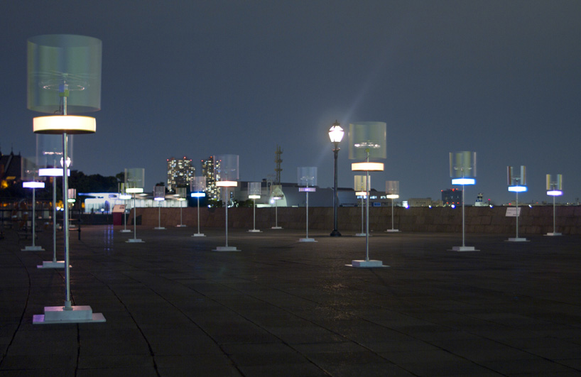 GwaGwa brightens japanese waterfront with wind-responsive color lights