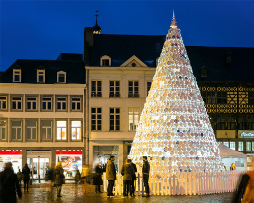 ceramic plate christmas tree in hasselt, belgium by mooz