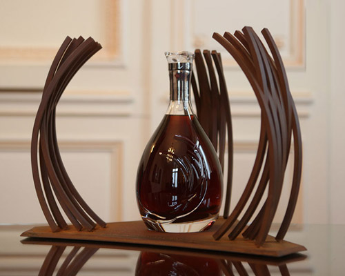 martell cognac reveals new limited edition in a sculptural case by bernar venet