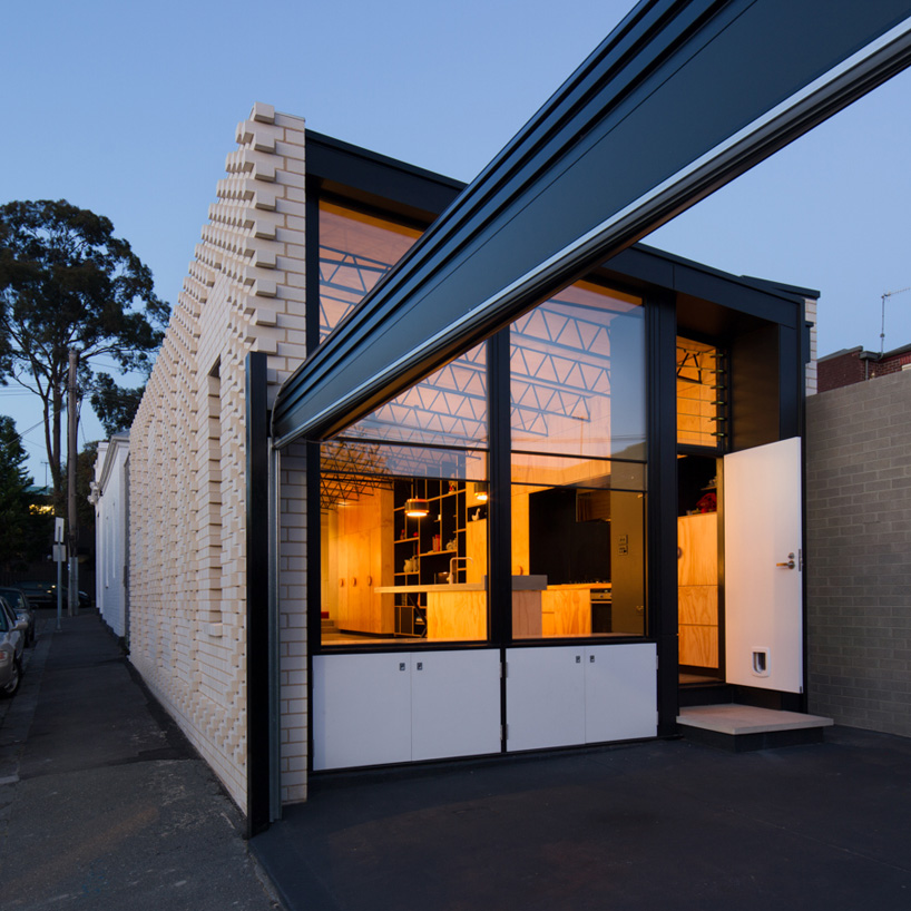 oof! architecture hello house australia designboom