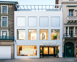 reggiani enhances the white company's in store lighting experience