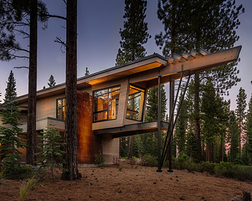 sage architecture redefines mountain living with the flight house