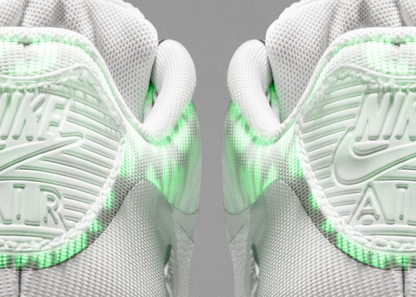  rizon parein's neon light installation for NIKE sejamax campaign