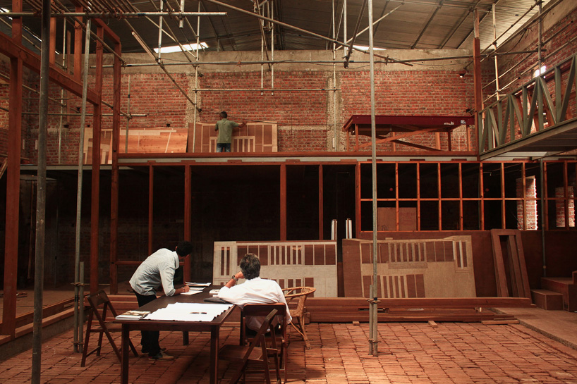 studio mumbai between the sun and the moon arc en reve bordeaux designboom