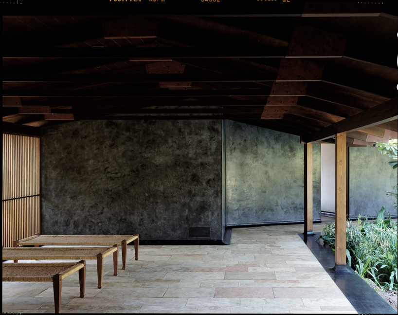 studio mumbai between the sun and the moon arc en reve bordeaux designboom