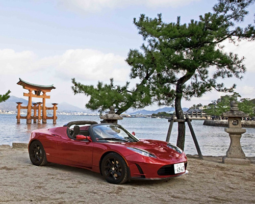 tesla roadster 3.0 package powers sportscar for over 400 miles