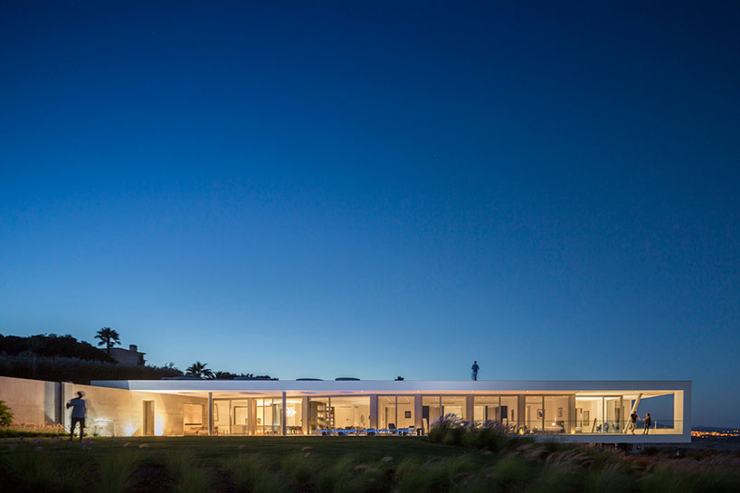 mario martins atelier projects the casa zauia towards lagos bay