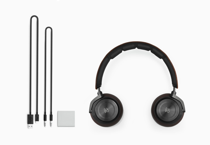 gesture controlling B&O PLAY H8 headphones provide wireless sound