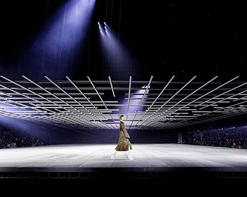 bureau betak builds blade runner-style grid for esprit dior tokyo show