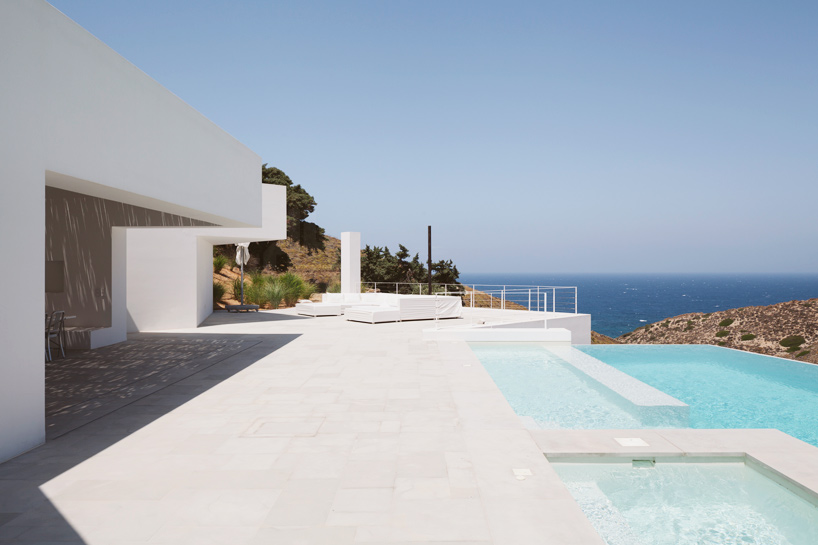 camilo rebelo and susana martins embed ktima house on greek island