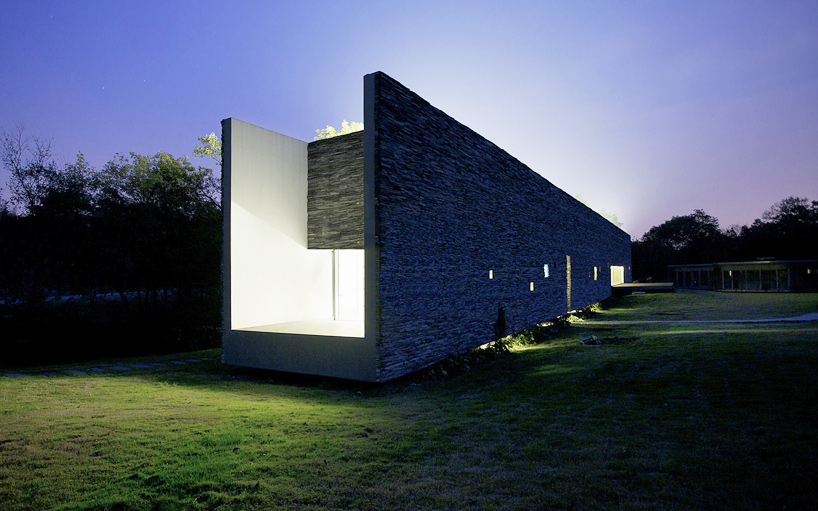 david adjaye adds light box villa to sifang art museum site in china