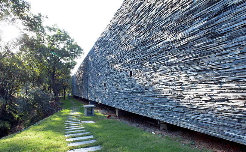 david-adjaye-adds-light-box-villa-to-sifang-art-museum-site-in-china