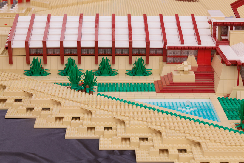 frank lloyd wright's taliesin west recreated using standard LEGO parts