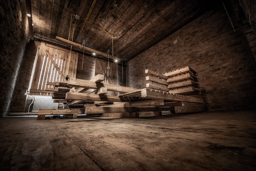 heri&salli viennese guest room gegenbauer vinegar brewery designboom