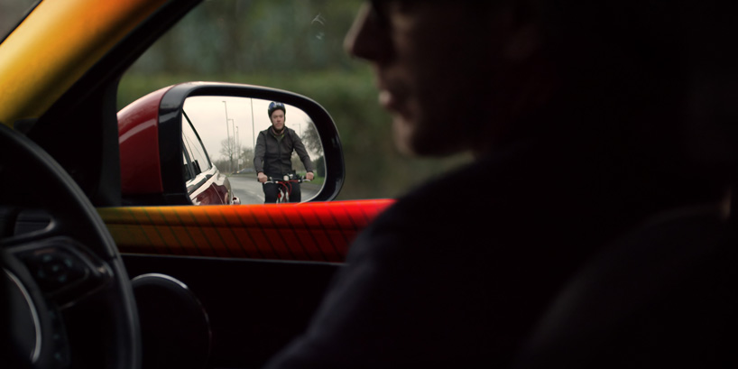 jaguar land rover bike sense alerts drivers to avert cycling accidents