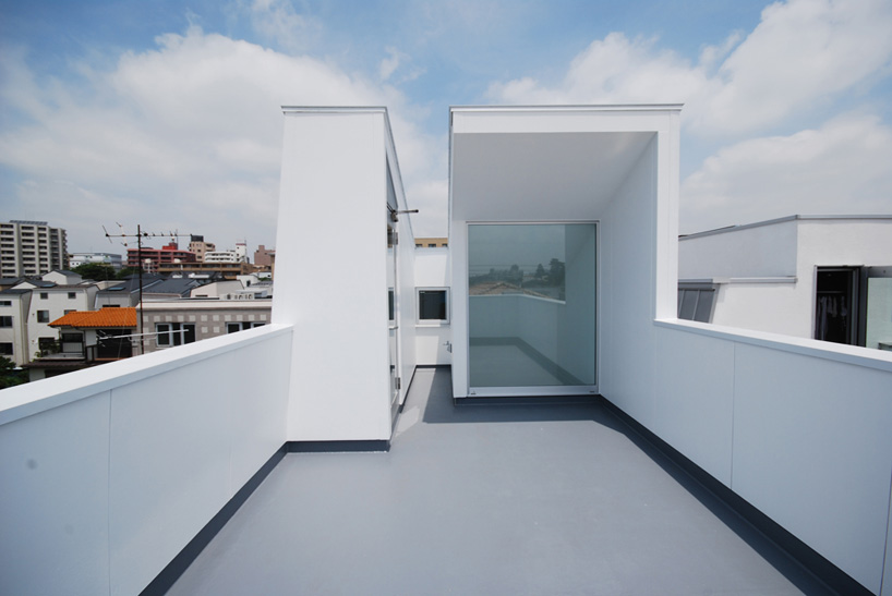 kensuke aisaka architects' atelier house in todoroki tokyo designboom