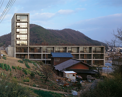 mount fuji architects studio stacks shipbuilders' residences in japan