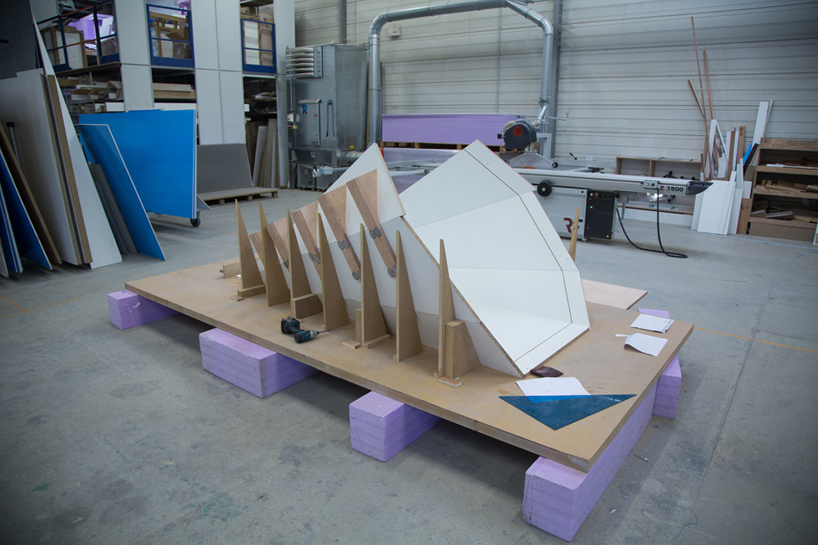 multifacet matali crasset concrete LCDA designboom 