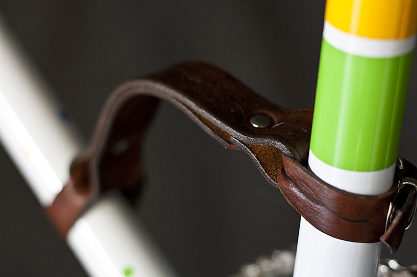 studio settimocielo vittoria fissa fixed gear bike hand engraved details italy designboom