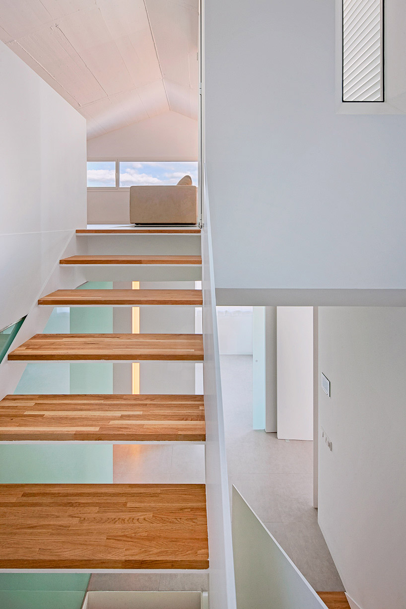 agusti costa gsx house berga catalonia designboom