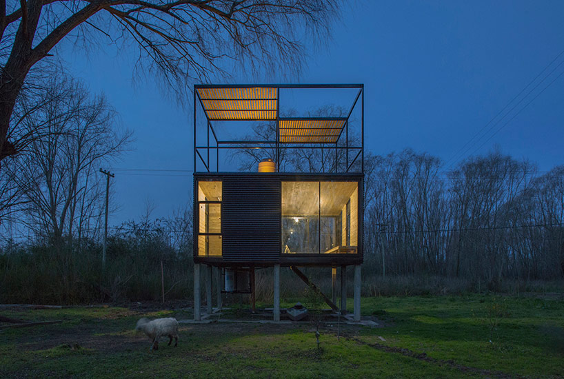 atot arquitectos constructs the delta cabin near buenos aires