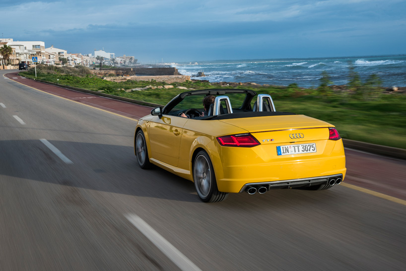 audi-TT-roadster-designboom06