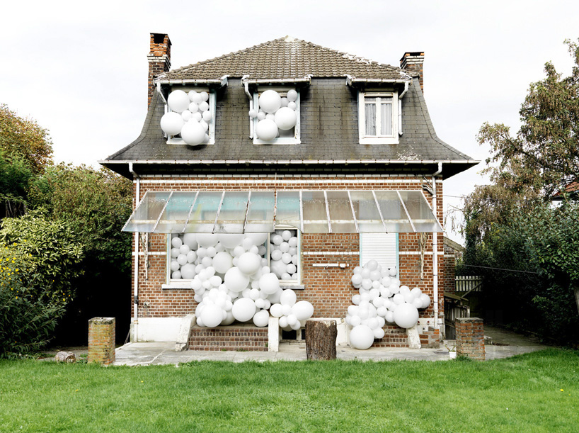 charles pétillon erupts balloon invasions from urban landmarks