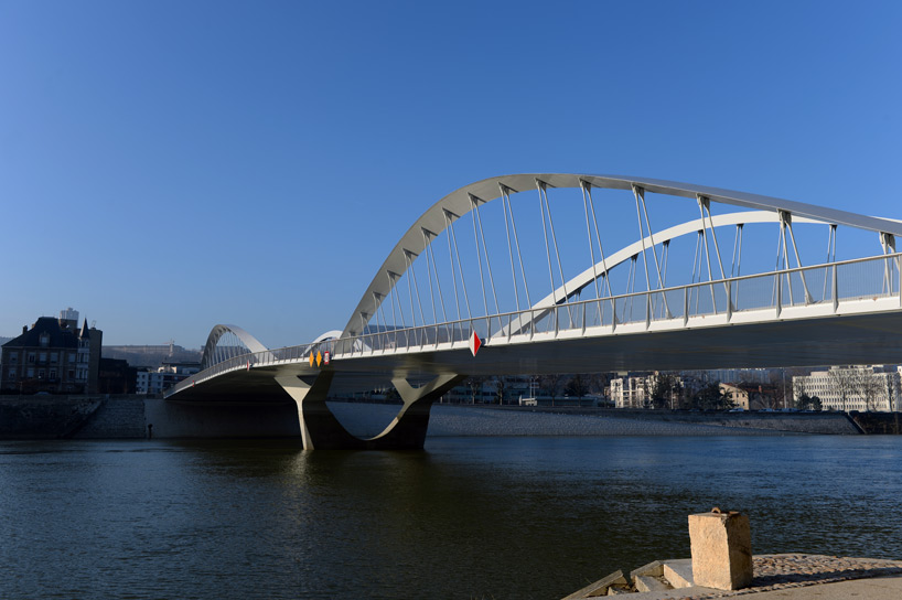 explorations architecture schuman bridge lyon france designboom