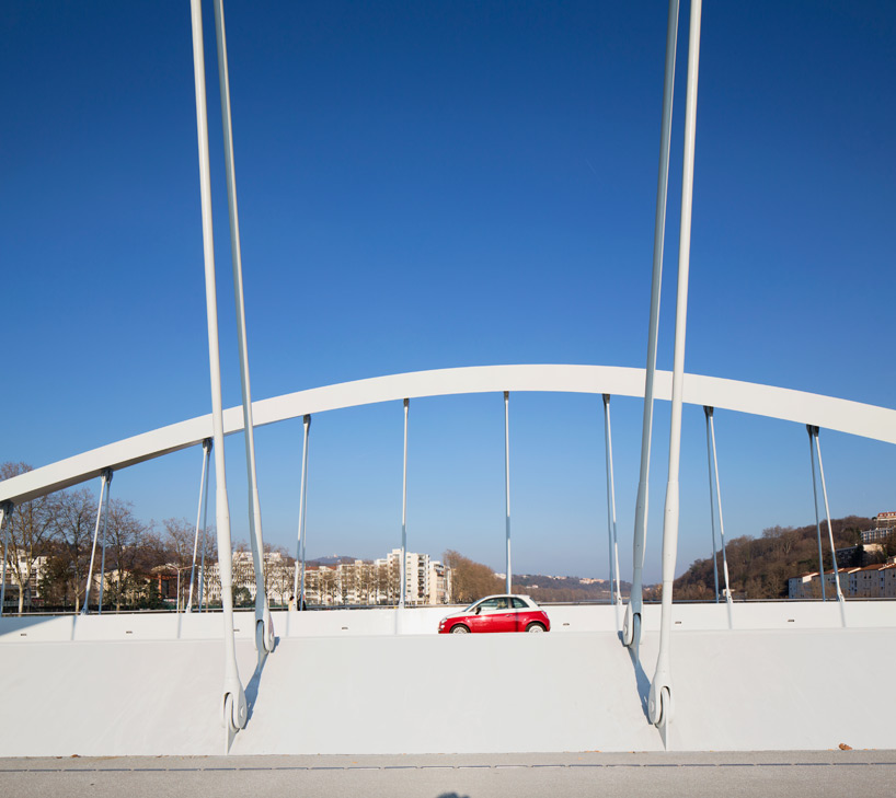 explorations architecture schuman bridge lyon france designboom
