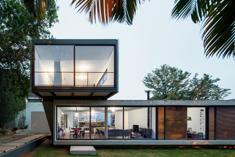 metro arquitetos stacks suburban LP house in são paulo
