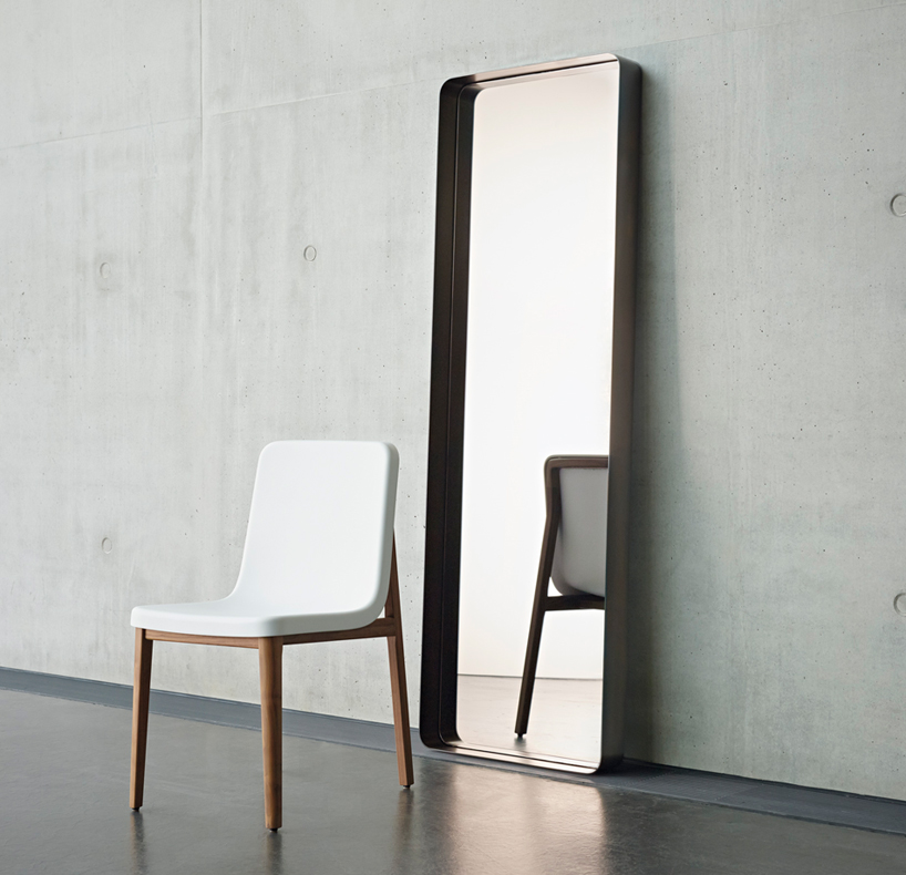 neri hu sedan chair classicon designboom 