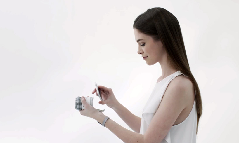 olympus-air-A01-camera-designboom04