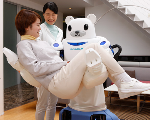 RIKEN's ROBEAR robot assists nurses when caring for their patients