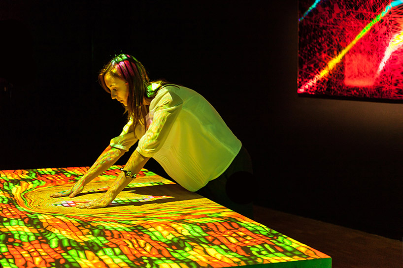 socia-tability by miguel chevalier digitally moves with human touch