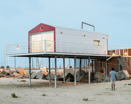 studio zero85 elevates trabocco beach house above the italian coastline