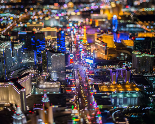 vincent laforet's view of vegas makes sin city look like a motherboard