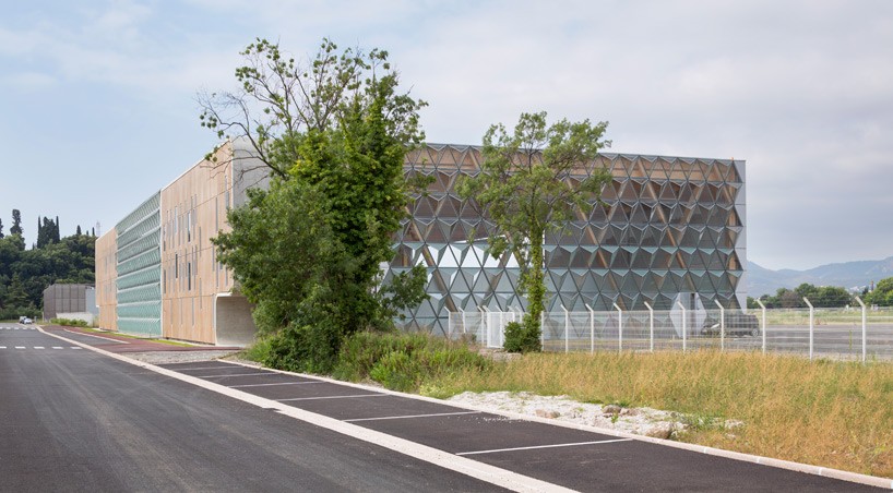 cannes aeroport comte vollenweider architects 03 10 2015 designboom