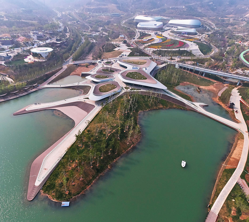 HHD_FUN connects qingdao's expo site with heavenly water service center