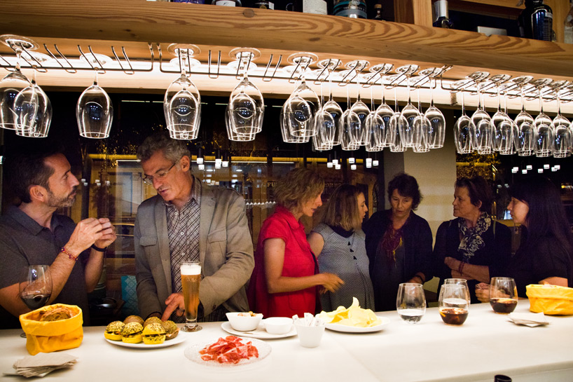 barton restaurant isabel lópez vilalta designboom